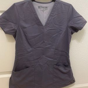 Grey’s anatomy gray scrub top